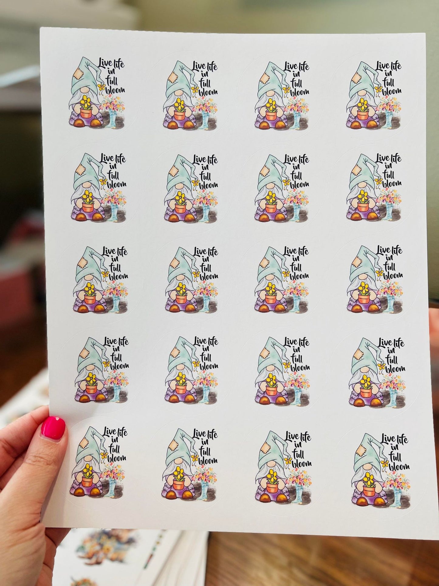 #624 - Live life in full bloom 2 inch round - New Release