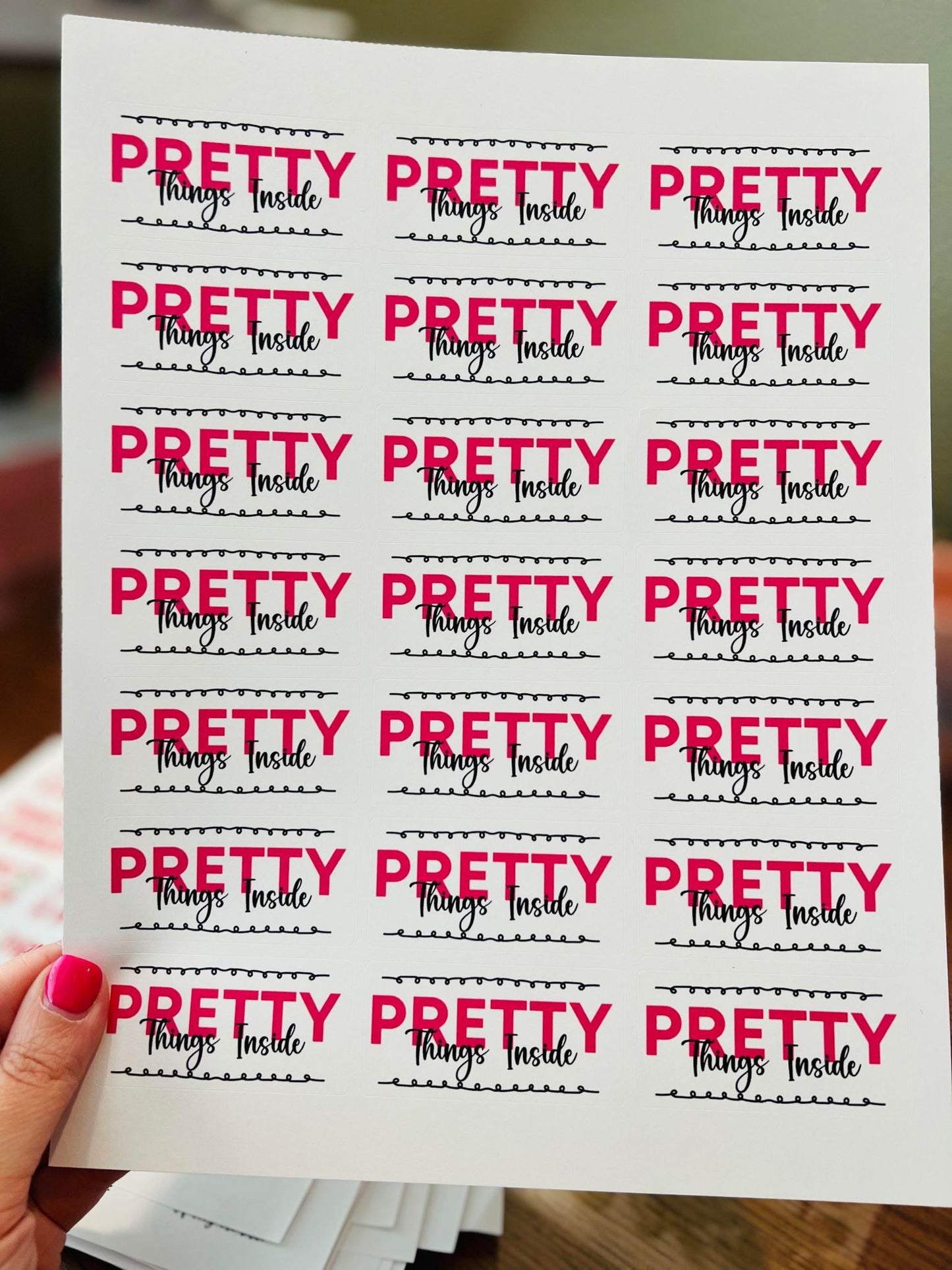 #631 - Pretty things inside 2.5X1 - New Release