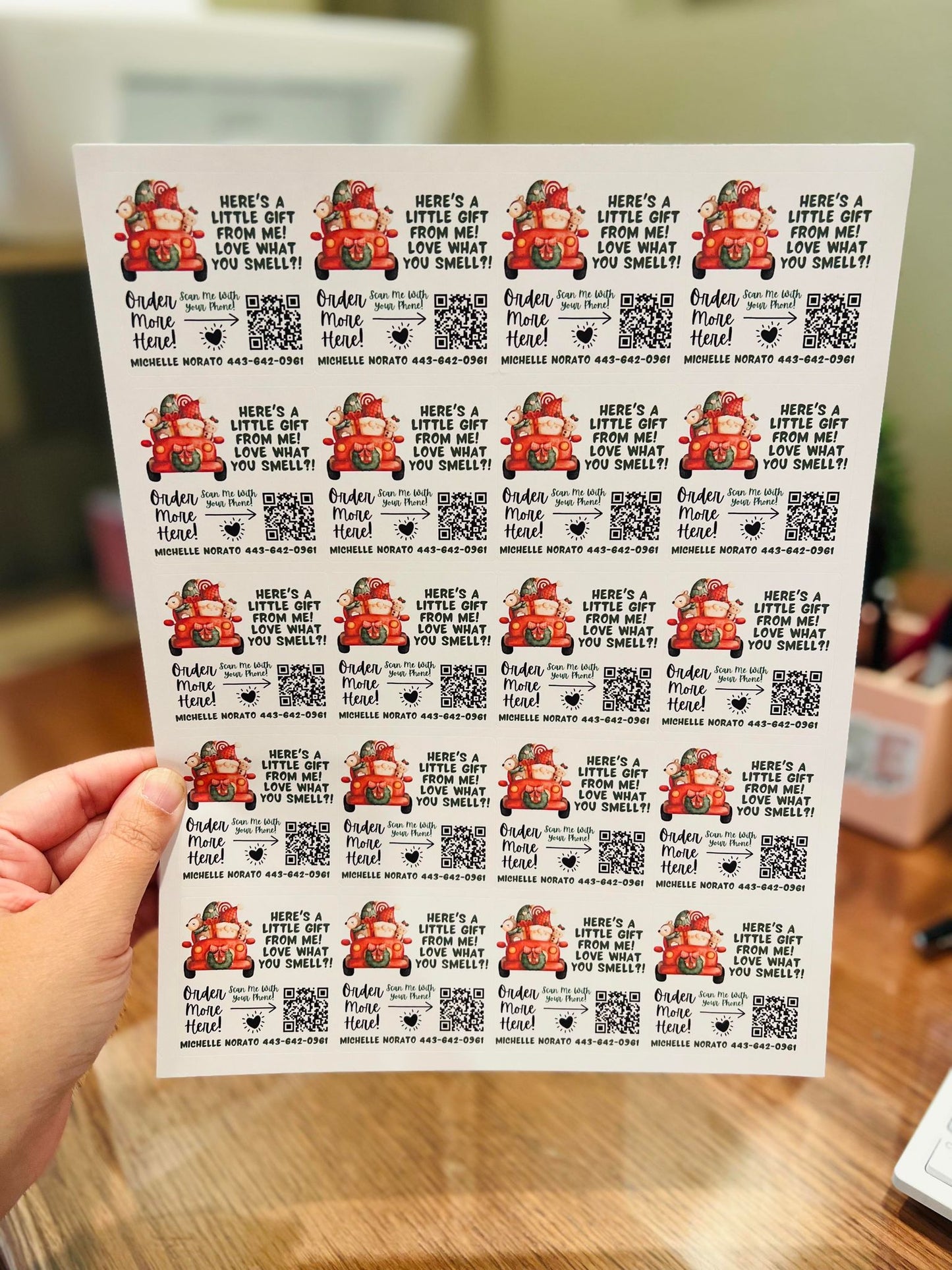 678 - Custom Here's a little freebie holiday 2x2