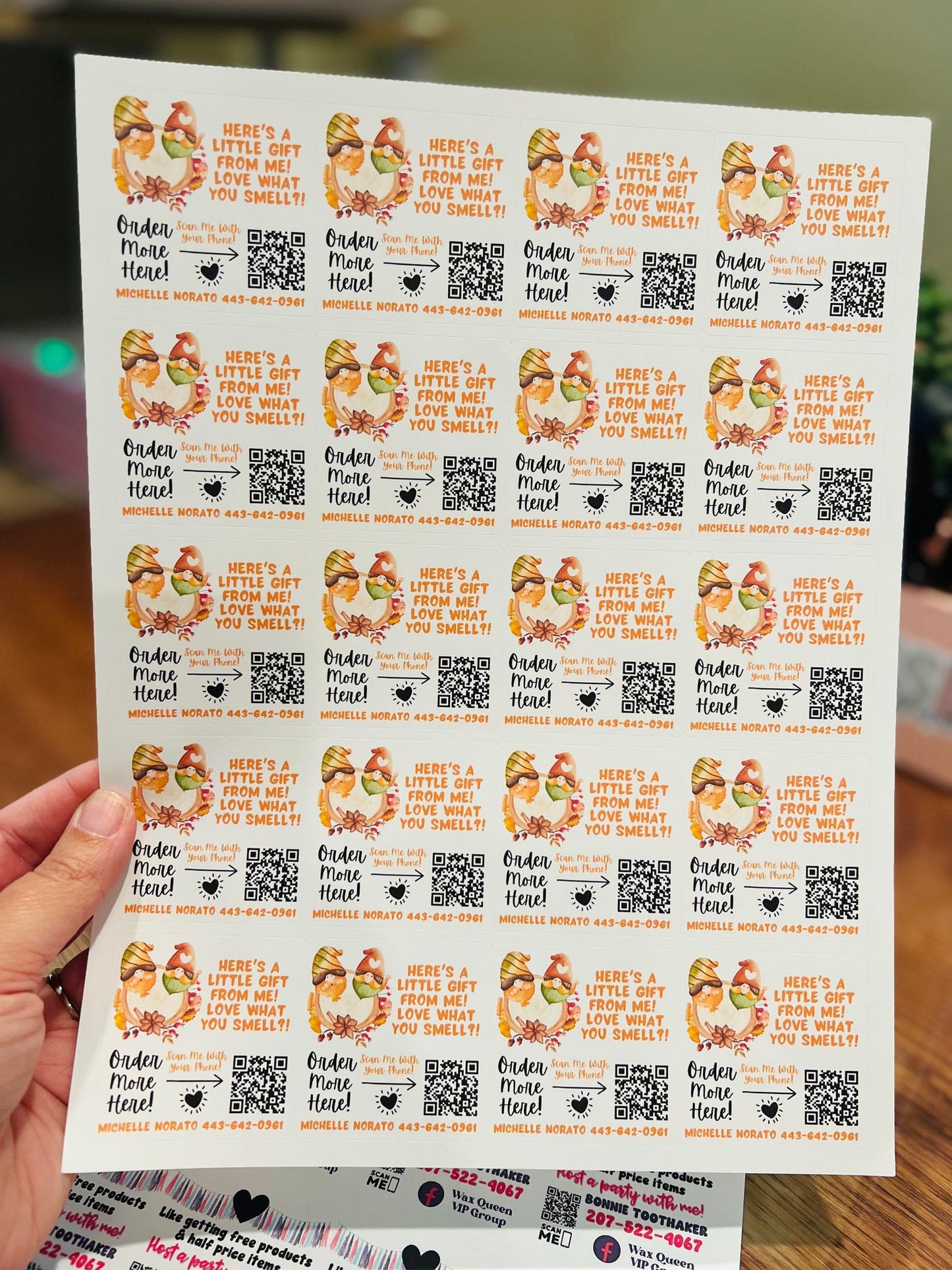 679 - Custom Here's a little freebie fall 2x2