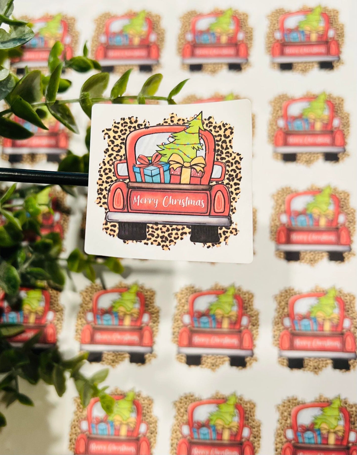 #265 Christmas Truck Leopard 2x2