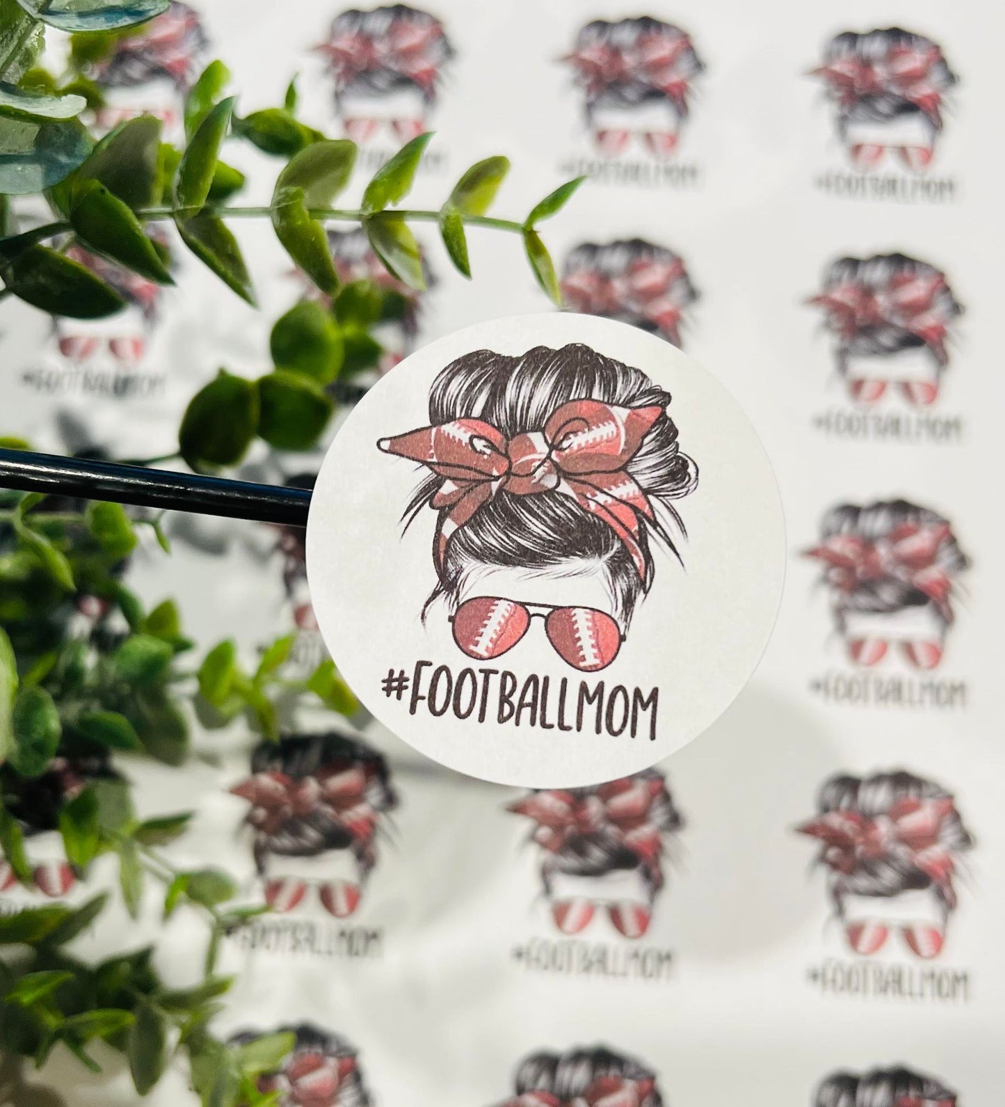 #288 Football Mom 2 inch circle