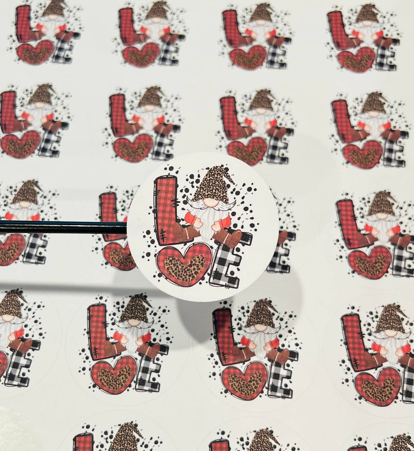 #547 Love Gnome 2 inch round