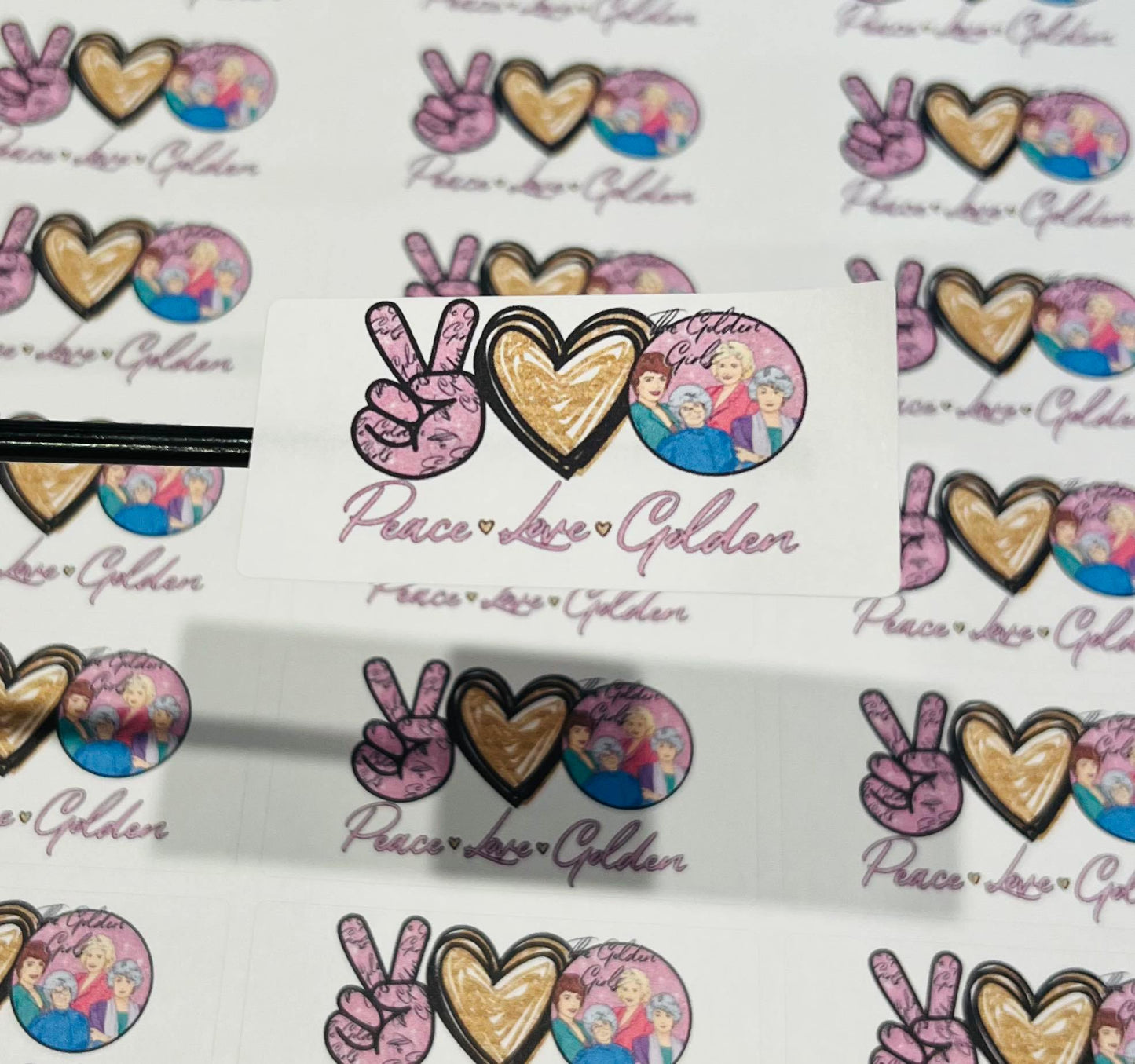 #610 - Peace love golden - 2.5x1